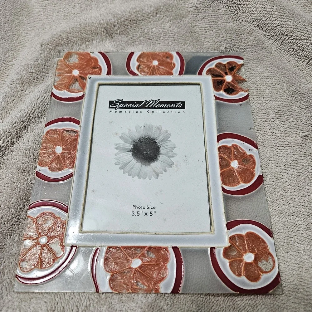 Tradewind Bay Glass Citrus Frame